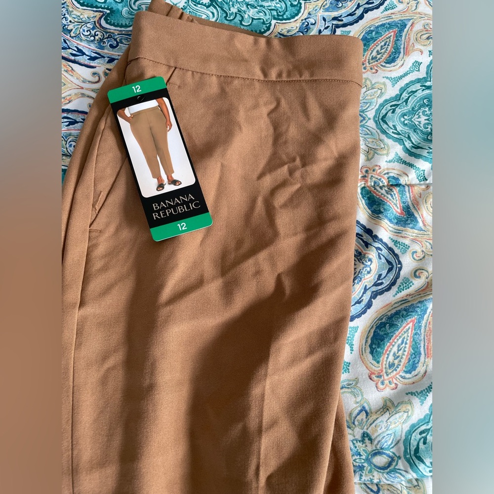 Banana Republic Tan Cropped Trousers